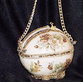 Purse out of ostrich shell