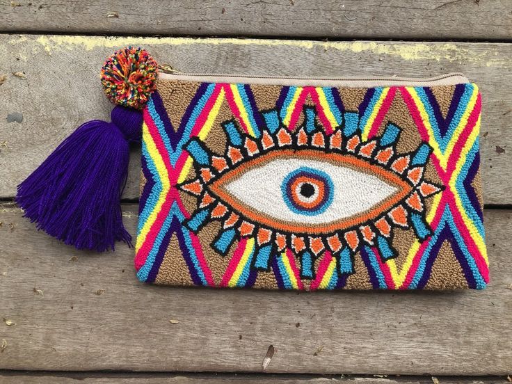 Wayuu Eye Clutch