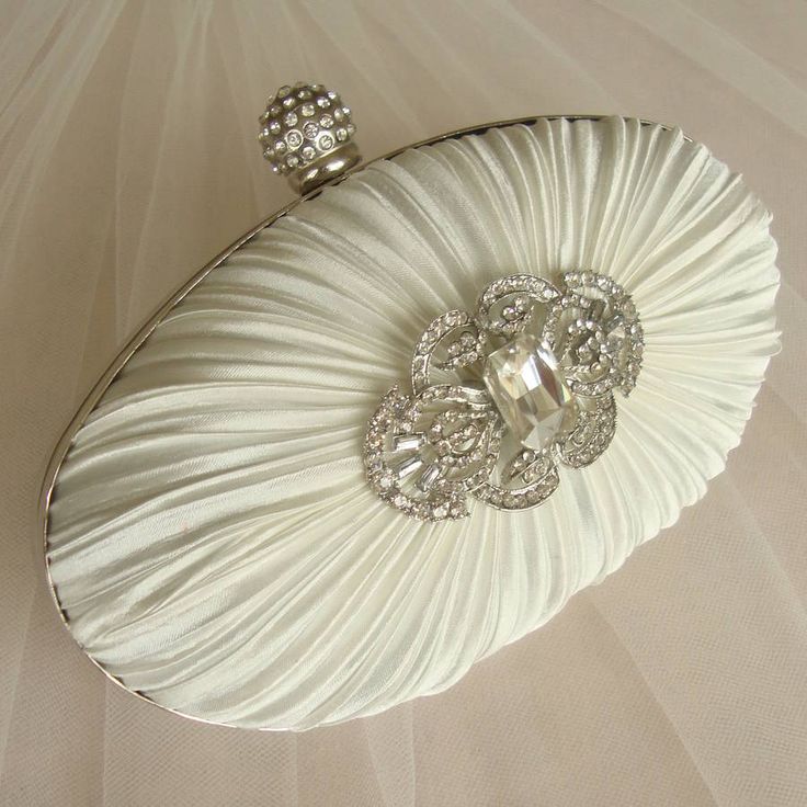 original_art-deco-style-bridal-handbag.jpg (JPEG Imagen, 900 × 900 píxeles)