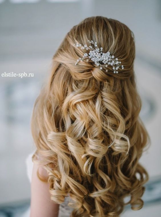 Featured Hairstyle: Elstile; www.elstile.com