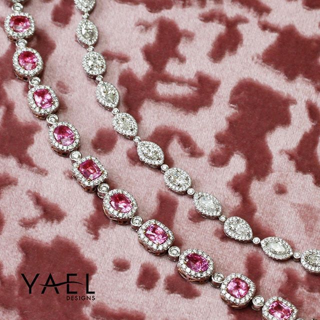 #WhatsYourColor of the day? A bubblegum #pinksapphire or bright #whitediamond br...