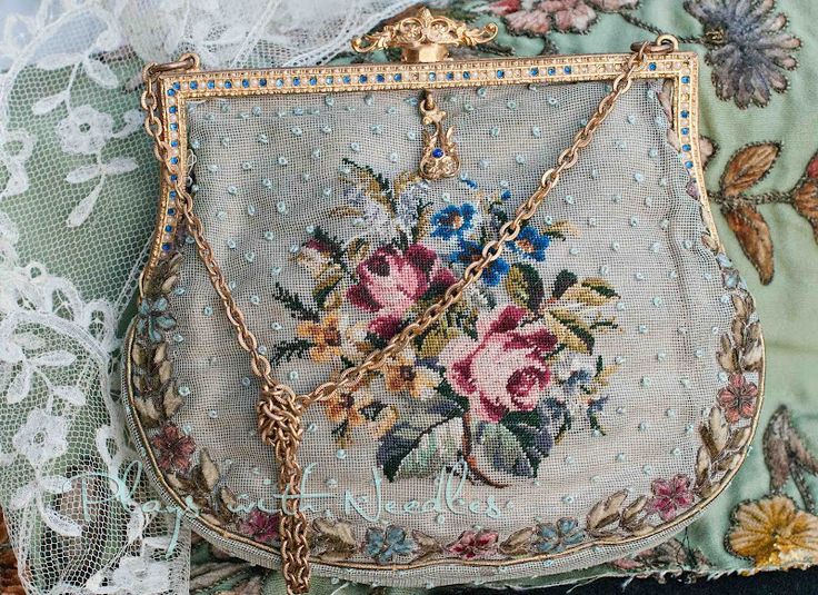 So beautiful...antique purse