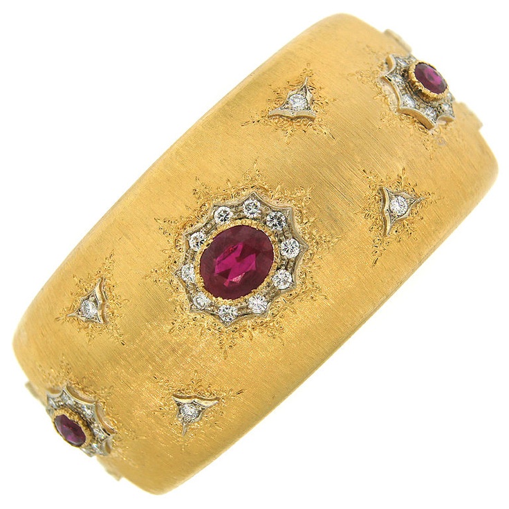 1stdibs | MARIO BUCCELLATI Ruby, Diamond & Yellow Gold Bangle Bracelet