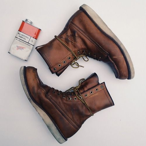 Red Wing 877.
