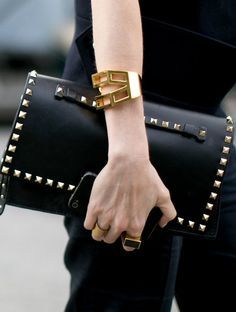 Valentino Clutch #streetstyle #leather