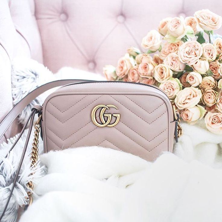 Gucci 'Marmont' camera bag | pinterest: Blanca Z.