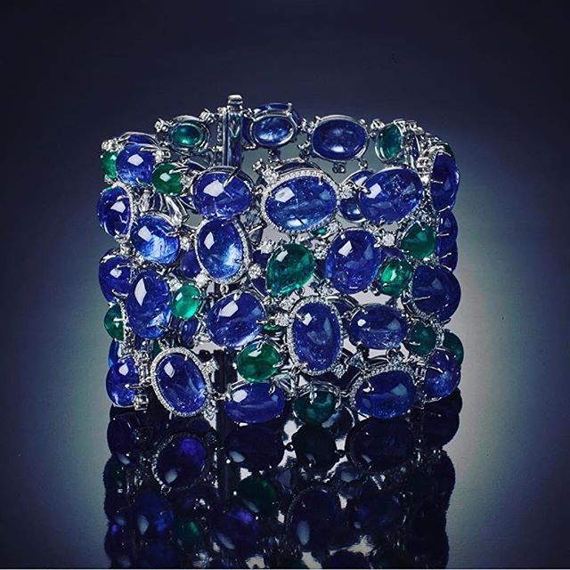 Veschetti: gorgeous Blue and Green cuff bracelet. Courtesy of @veschettijewelsit...
