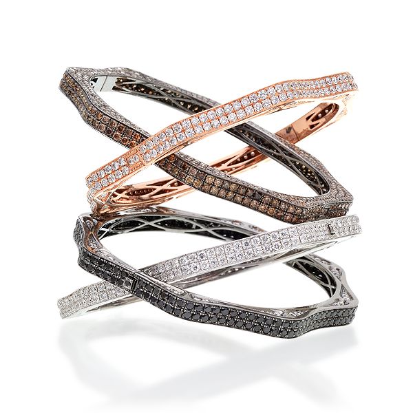 We love layered bangles, and can not stop daydreaming over Lugano Diamonds Signa...