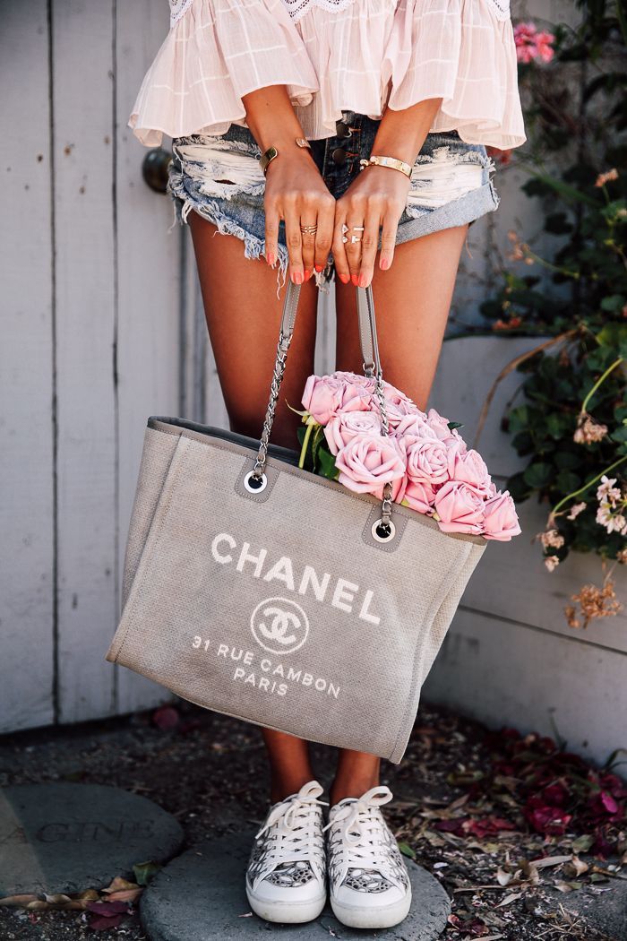 Perfect beach bag : Chanel canvas tote bag
