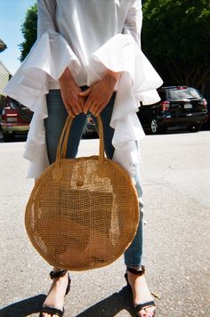 Say hello to perfect summer bag! Take this straw tote to the beach, farmers mark...