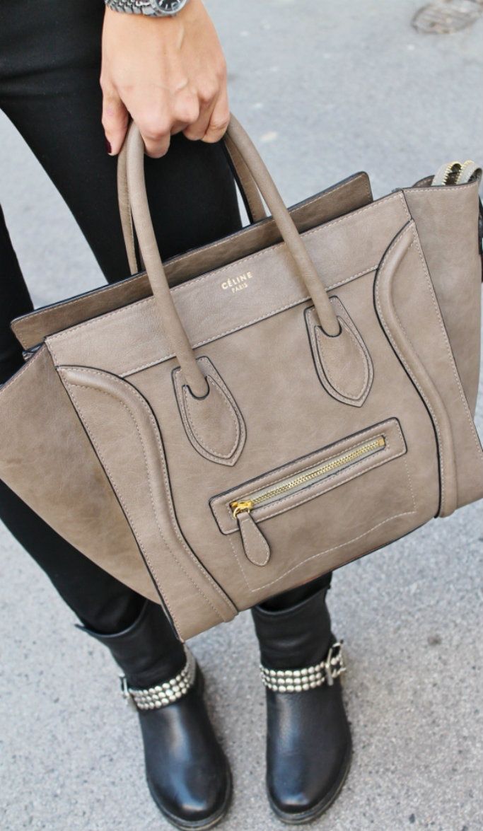 beige purse  We've got it!!  trendsvictoria@gm...