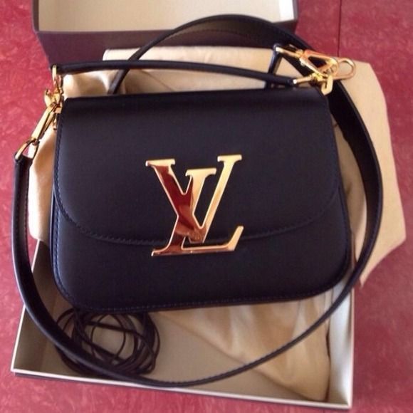 Authentic Louis Vuitton Vivienne In excellent condition, used only a few times, ...