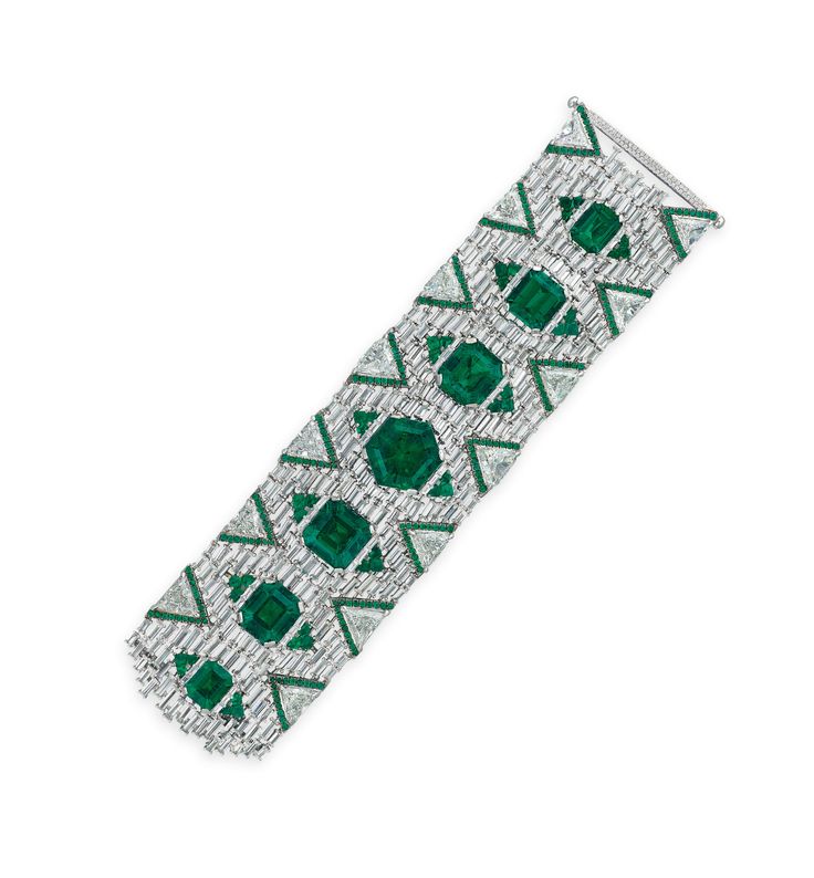 MAGNIFICENT EMERALD AND DIAMOND BRACELET, EDMOND CHIN FOR THE HOUSE OF BOGHOSSIA...
