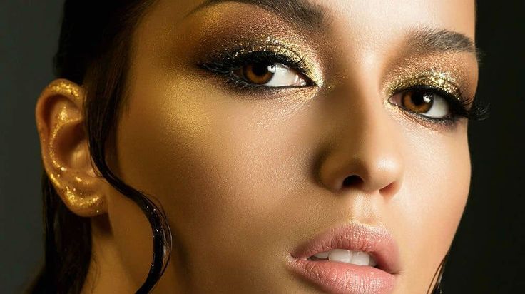 How To Use Glitter Makeup And Not Look Crazy
