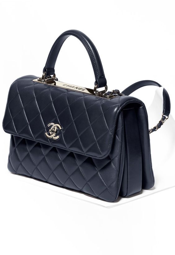 Chanel available at Luxury & Vintage Madrid, the world's best selection of c...