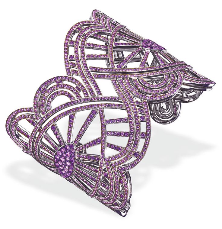 Chopard Red Carpet collection bracelet with amethyst set in 18-karat white gold.
