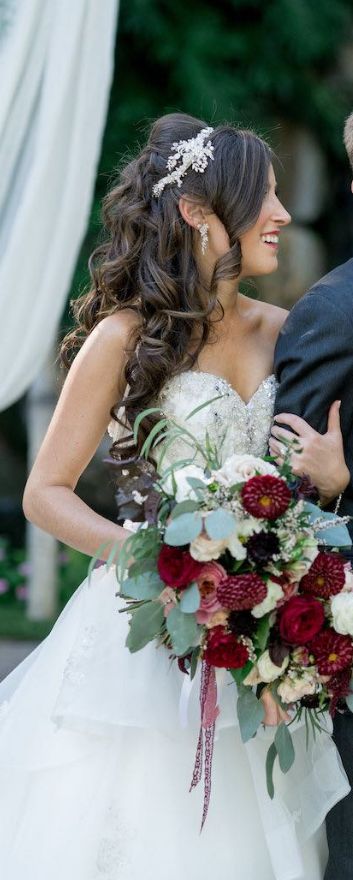San Diego Wedding Overflows with Romantic Reds
