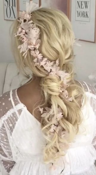 Ulyana Aster Wedding Hairstyle Inspiration