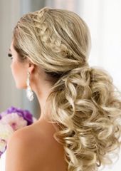 Wedding Hairstyles that are Right on Trend
