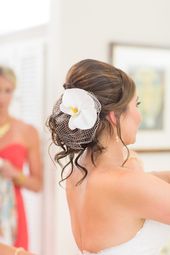 Floral Paradise in Romantic Florida Wedding - MODwedding