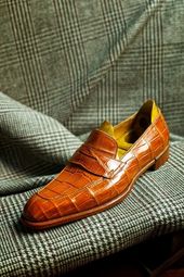 Tobacco Color Crocodile Loafers for Men  |  Click on image to visit www.pooz.com